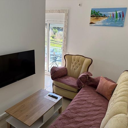 Gjinaj Apartments Улцинь Экстерьер фото