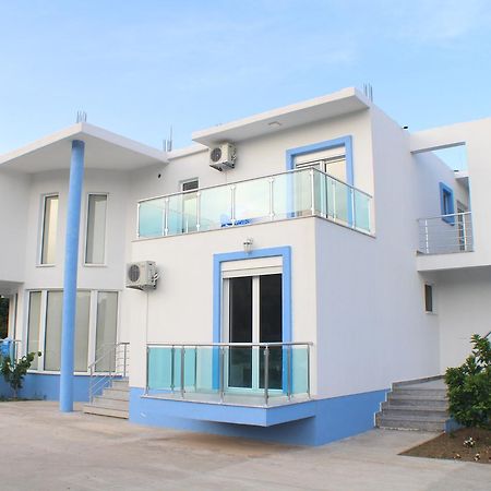 Gjinaj Apartments Улцинь Экстерьер фото