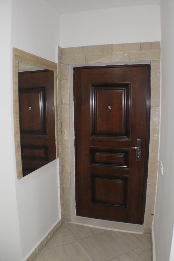 Gjinaj Apartments Улцинь Экстерьер фото