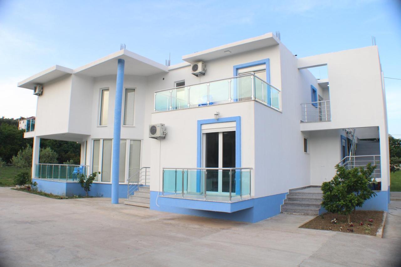 Gjinaj Apartments Улцинь Номер фото